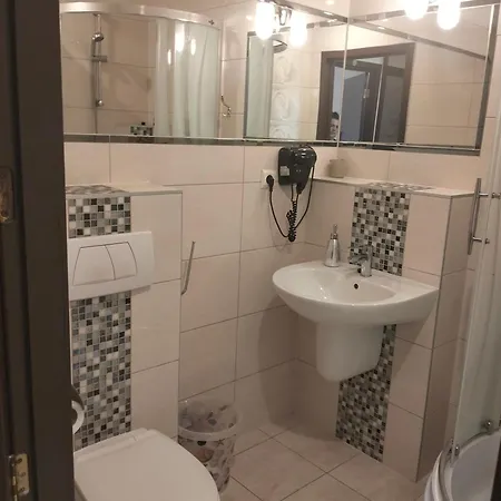 Komfortowy Apartamen Nad Morzem W Kołobrzegu 300 M Od Morza W Dzielnicy Uzdrowiskowej * Kołobrzeg
