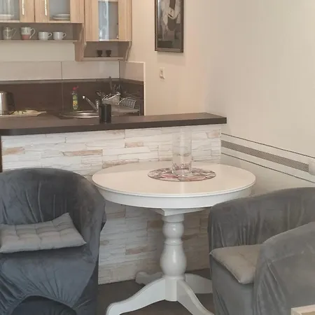 Komfortowy Apartamen Nad Morzem W Kołobrzegu 300 M Od Morza W Dzielnicy Uzdrowiskowej