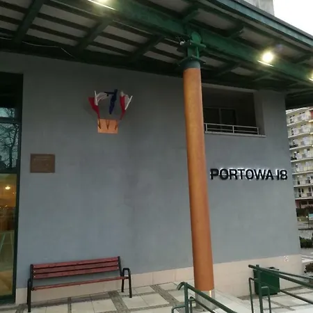 Komfortowy Apartamen Nad Morzem W Kolobrzegu 300 M Od Morza W Dzielnicy Uzdrowiskowej شقة كولوبرزيغ